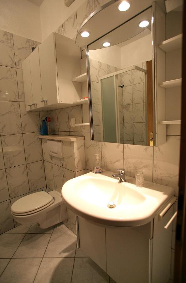 Apartamento House Peri Trogir Exterior foto