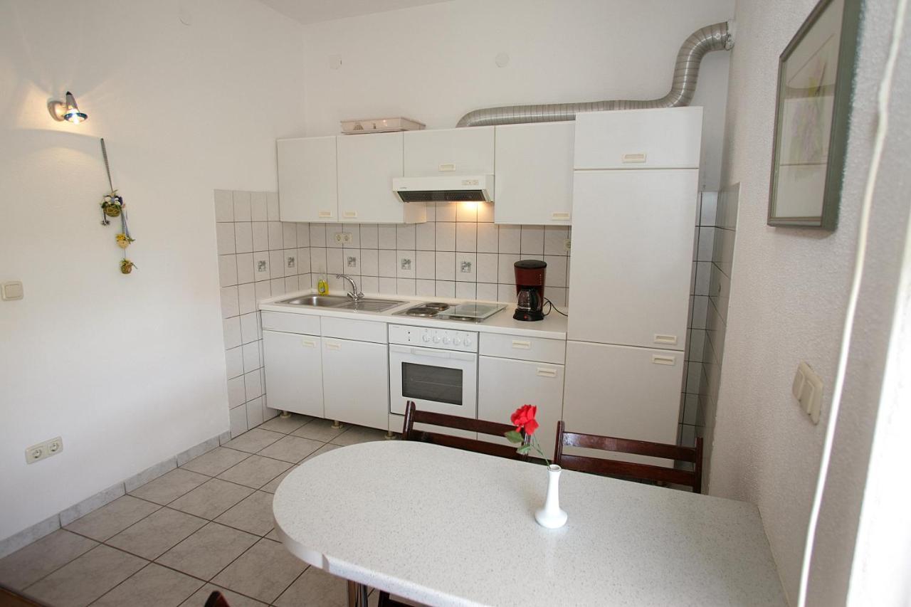 Apartamento House Peri Trogir Exterior foto